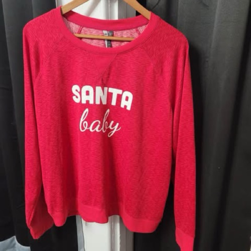 Women's Red 'Santa Baby' Crewneck Holiday Pajama Top